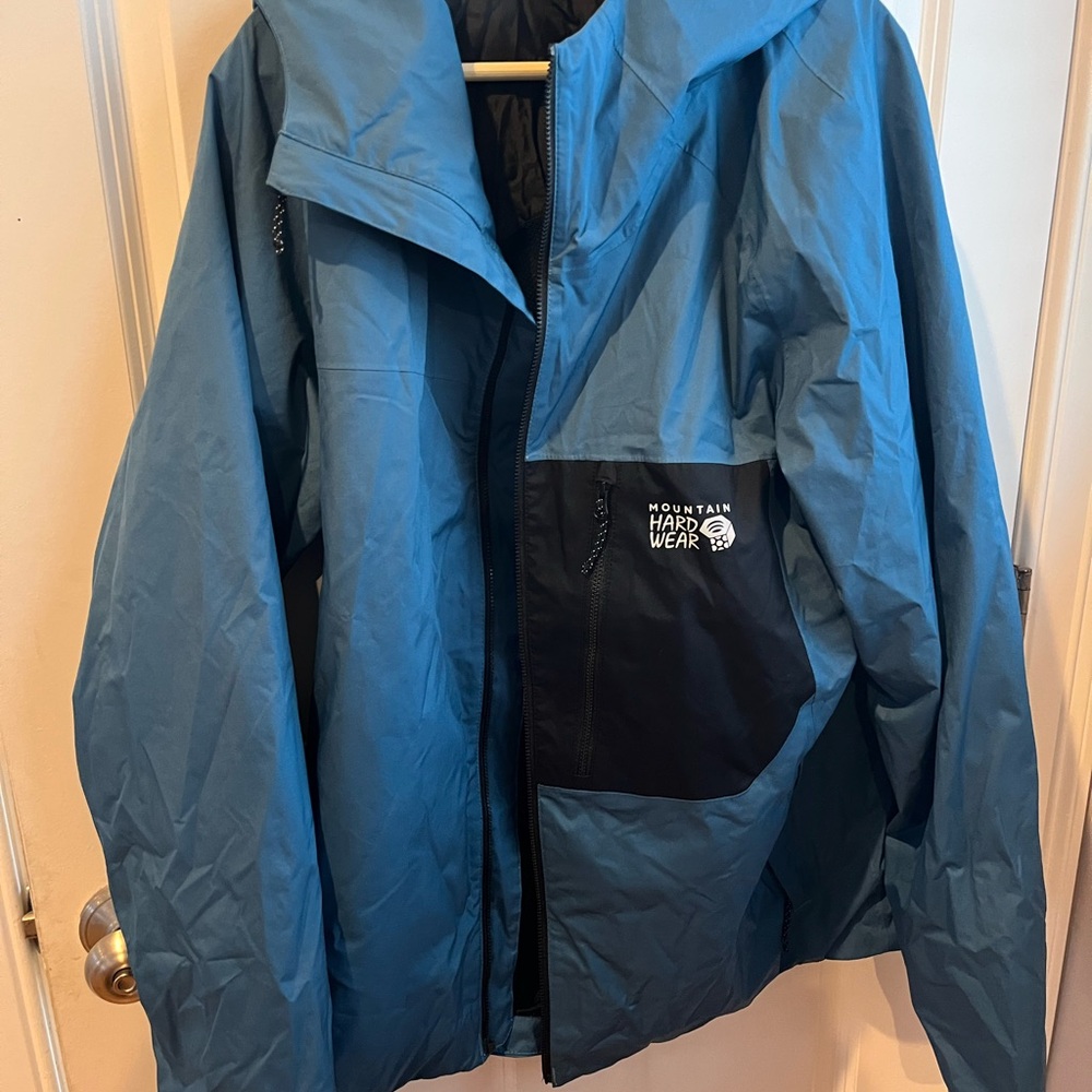 Mountain Hardwear Blue Men's rain Jacket